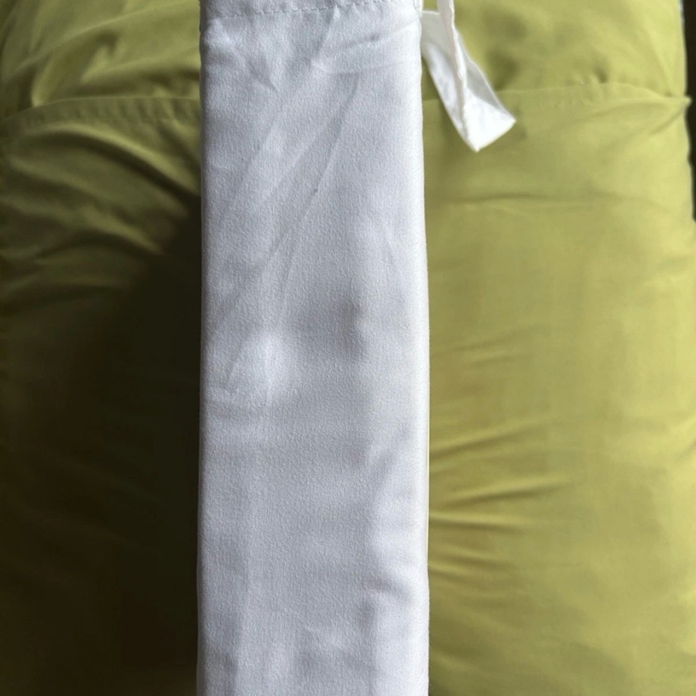 Rachel Zoe Twin or Twin XL Bed Skirt 39" x 80" x 42" Lofted Dorm Bed White - Picture 10 of 15